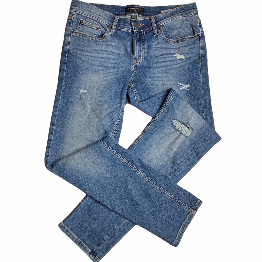 Banana Republic distressed girlfriend jeans 26/2